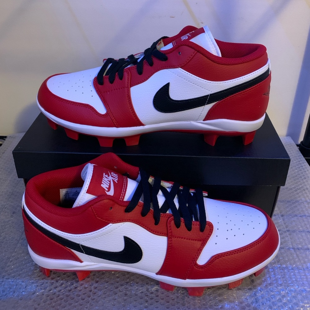 Jordan Men's Red White Black Baseball Cleats - Low Top